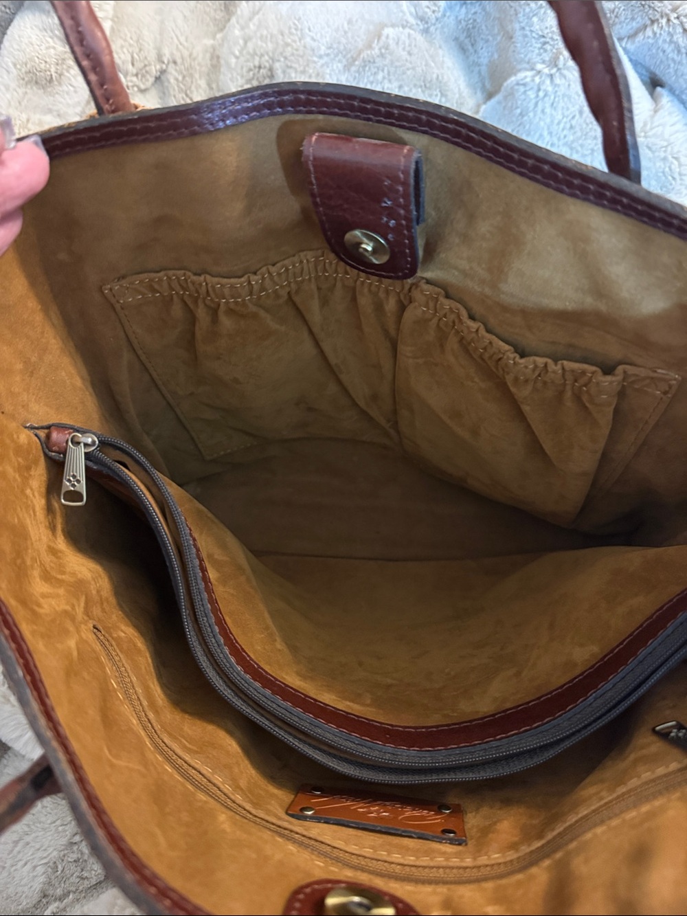 Rare Patricia Nash Rich Brown Leather Tote with Braided Strap Accent - Picture 6 of 8